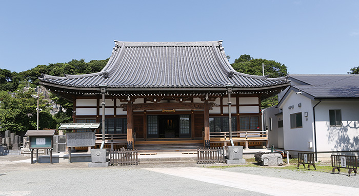 西来寺 本堂全景